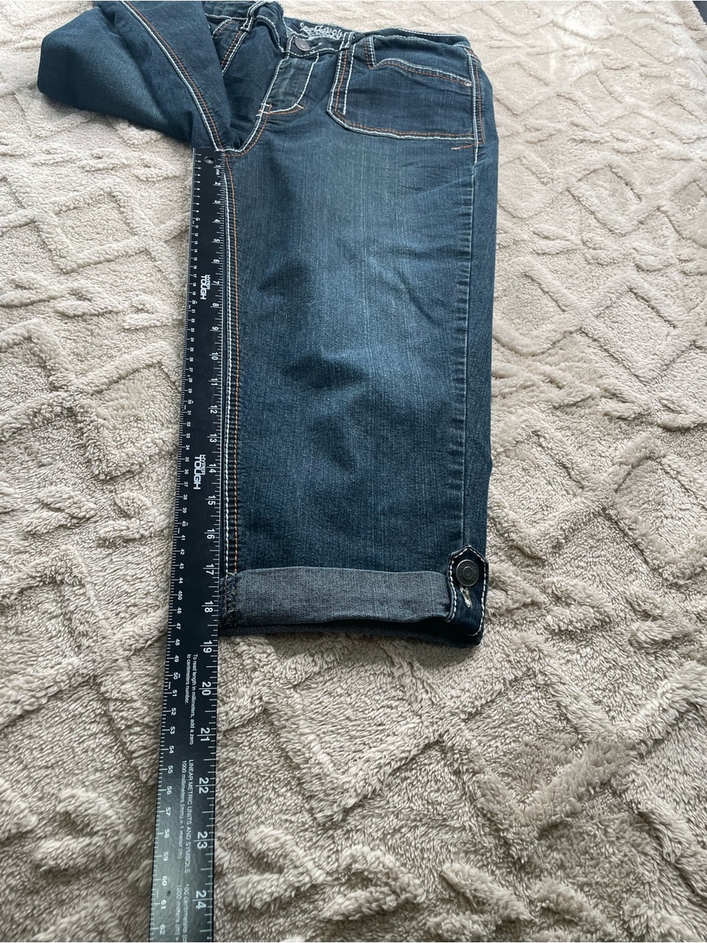 Revolt Jeans Dark Blue Cropped Capri with Cuffed Button Hem Size 8 Weekender - Picture 5 of 9